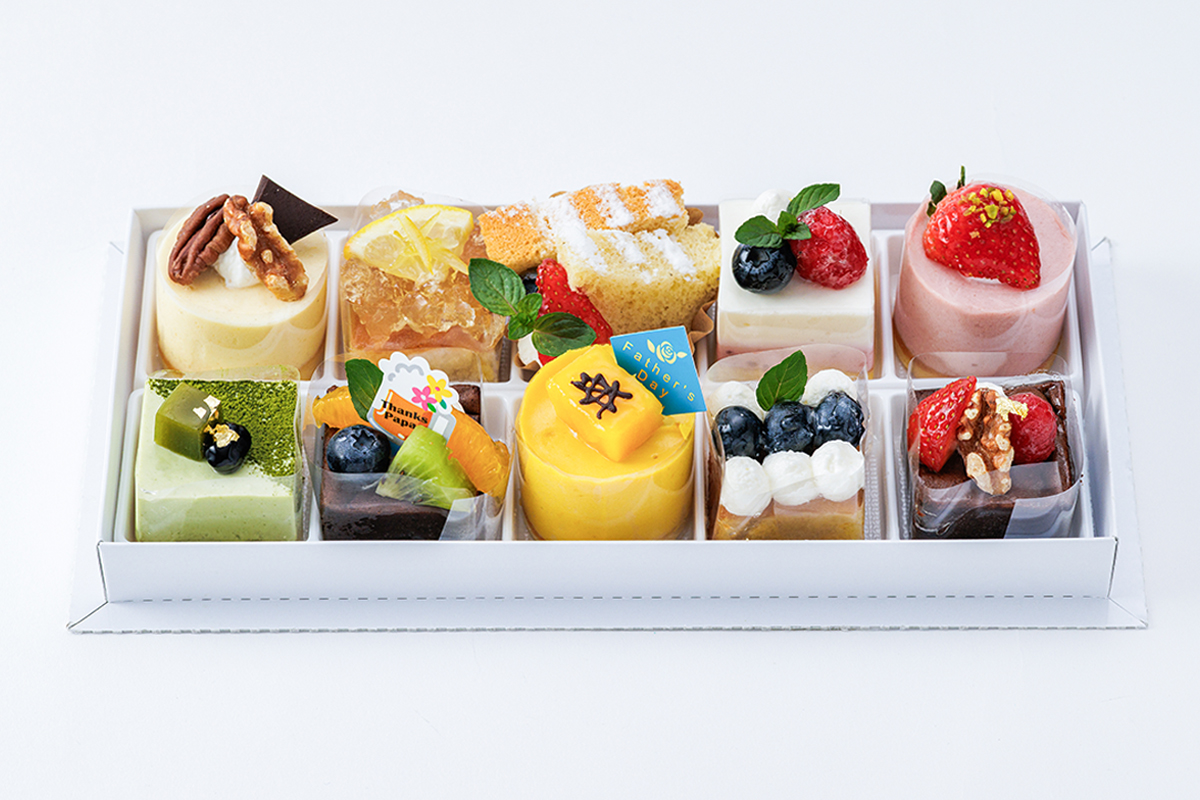 何の果実のケーキかは当日のお楽しみ