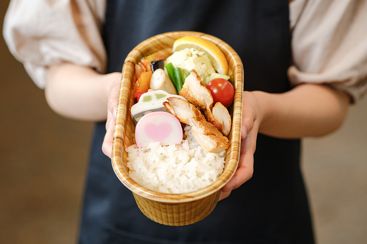 お弁当屋さんはどんなおかずを選んでいるの？