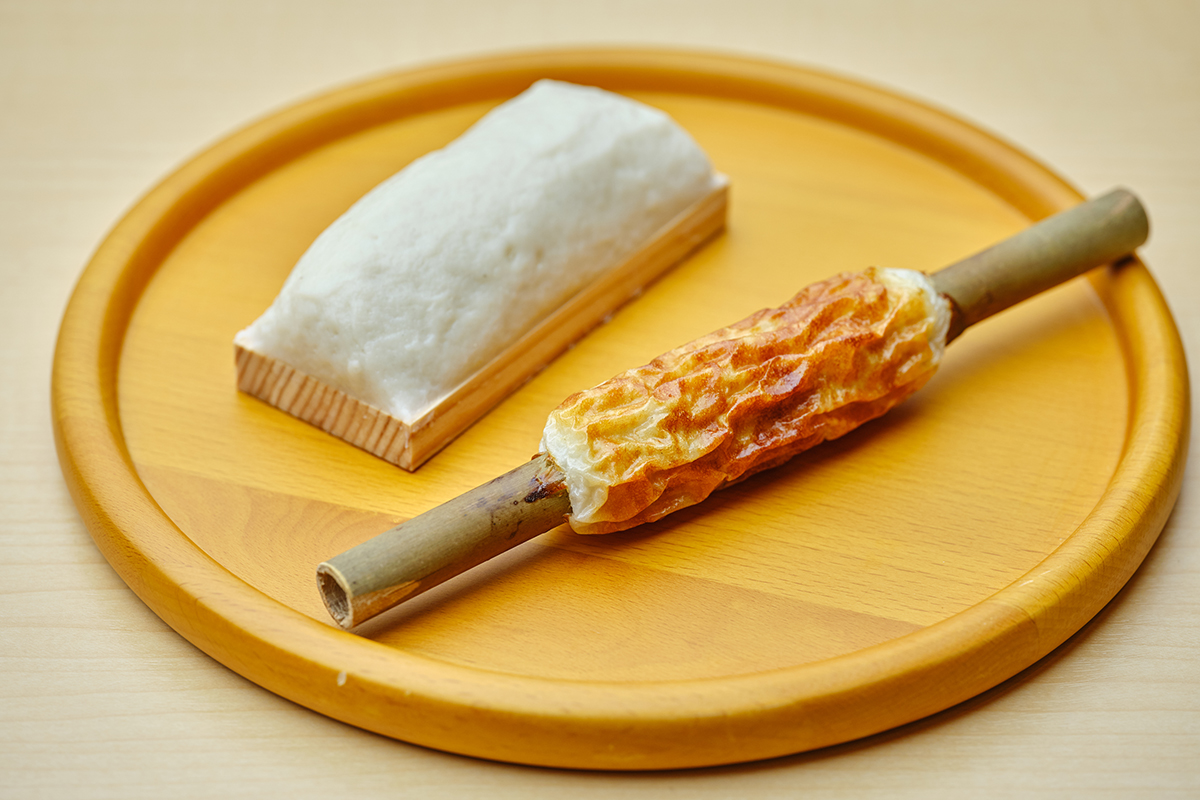 900年の歴史、かまぼことちくわをつくろう