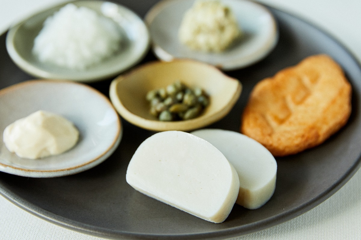 かまぼこはオリーブオイルやスパイスとの相性もよし