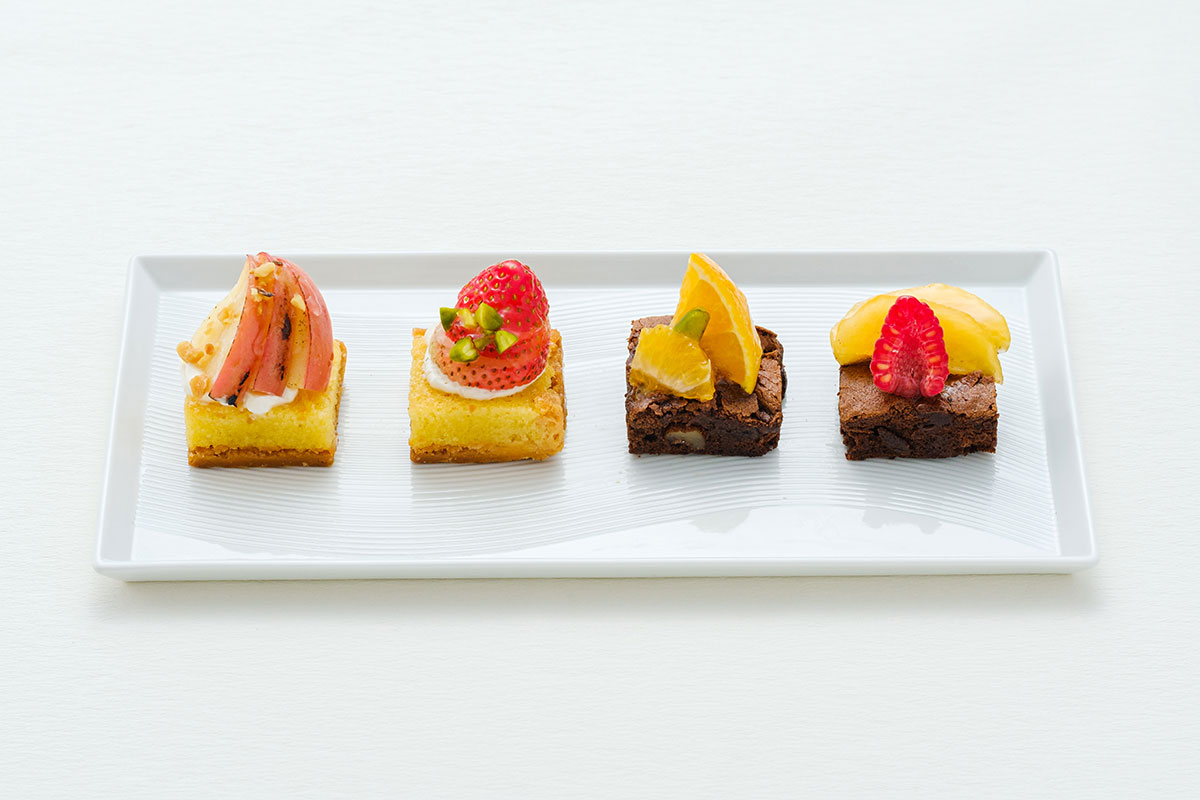 りんごのキャラメリゼや苺に心躍るタルト