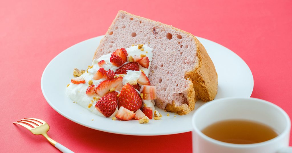 4月いちごのシフォン
