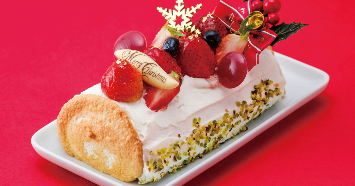 かまぼこのかたちのクリスマスケーキとシュトーレン／汐風の果樹園